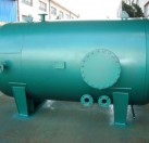 Horizontal storage tank